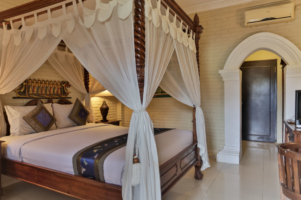 Puri Garden Hotel & Hostel Ubud  Exterior photo