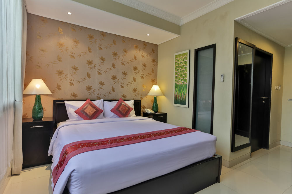 Puri Garden Hotel & Hostel Ubud  Exterior photo